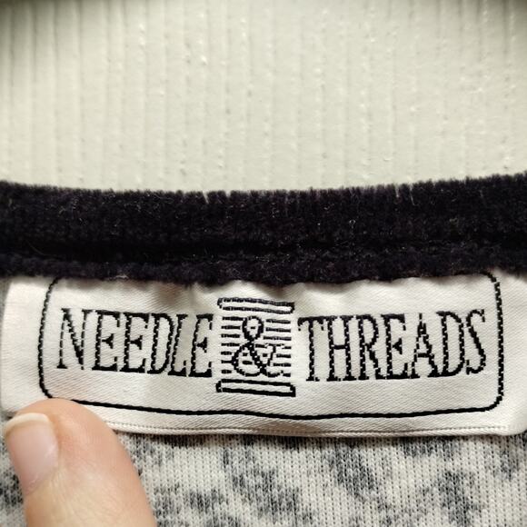 Needle & Threads Women's Size Large Black & White Snow Leopard Pullover Sweater - Picture 5 of 6